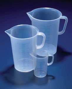 250ml Jug, high clarity polypropylene, graduated, autoclavable 1 * 1 item