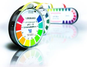 pH-indicator paper .BR pH 5.5 - 9.0 including colour scale pH 5.5 - 6.0 - 6.5 - 7.0 - 7.5 - 8.0 - 8.5 - 9.0 Neutralit® 1 * 3 Roll